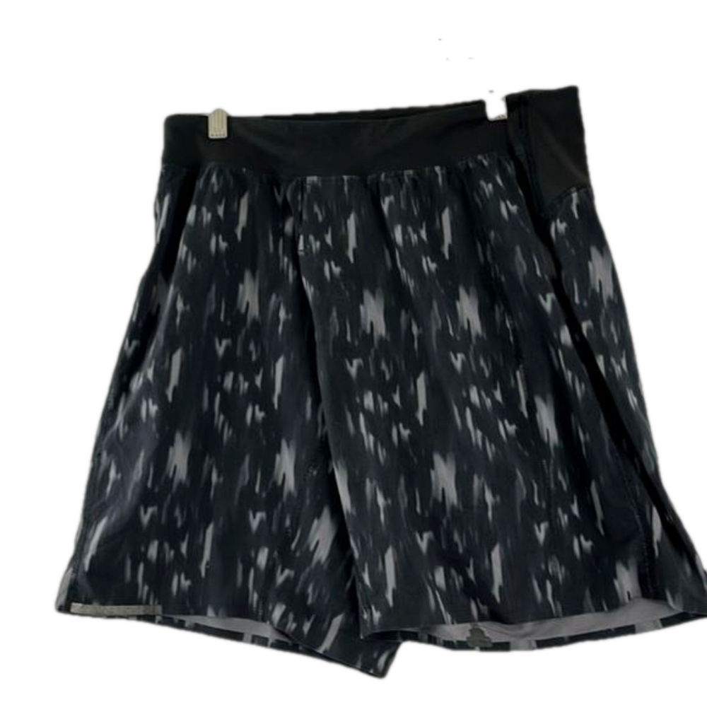 Lululemon Grey and Black Unlined Quick Dry Shorts Men's Size M